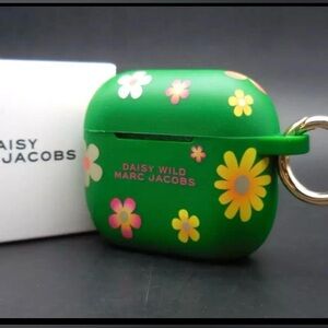New in box - Marc Jacobs Daisy Wild AirPod Case - 3rd generation.